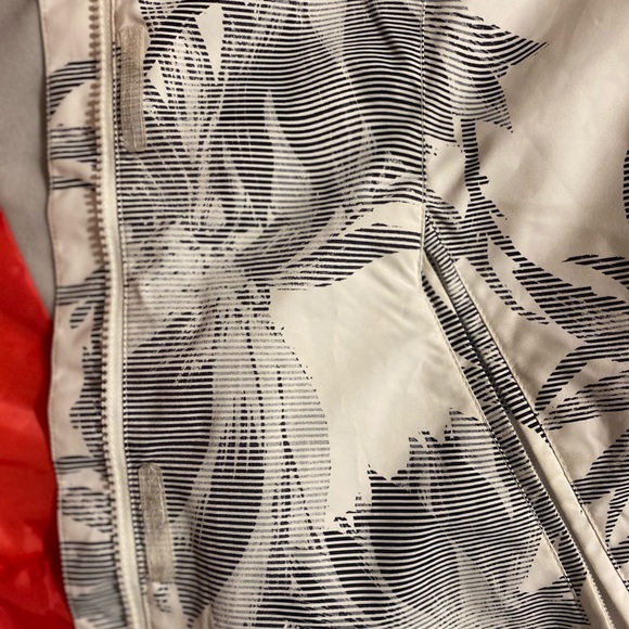 Ski jacket - Picture 5 of 6